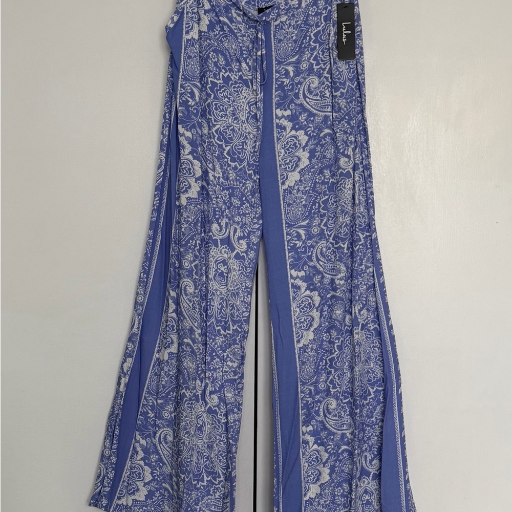 Lulu's Periwinkle and White Wide-Leg Pants M - Picture 2 of 2